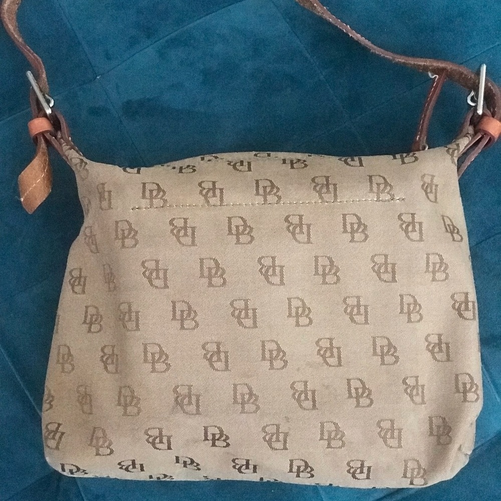 Dooney & Bourke Bag